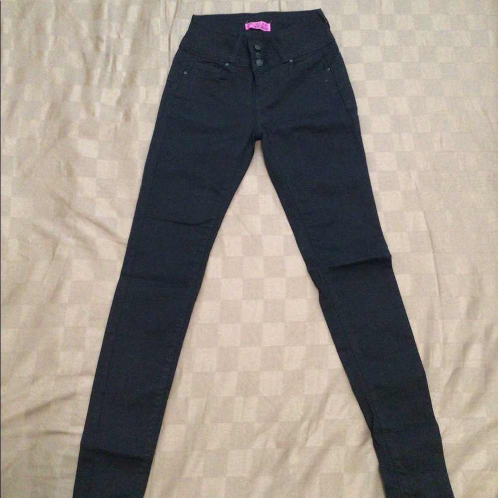Fashion Nova Black Skinny Jeans